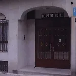 Le Petit Hotell
