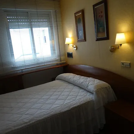 Le Petit Hotell