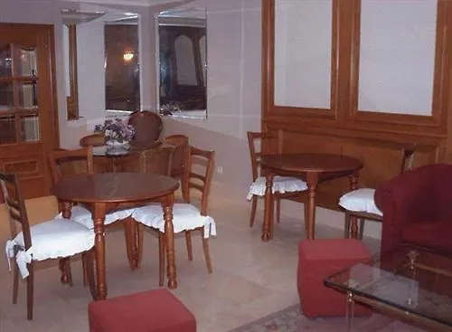 Le Petit サラマンカ