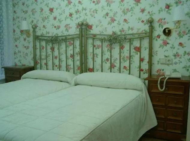 Le Petit ホテル サラマンカ